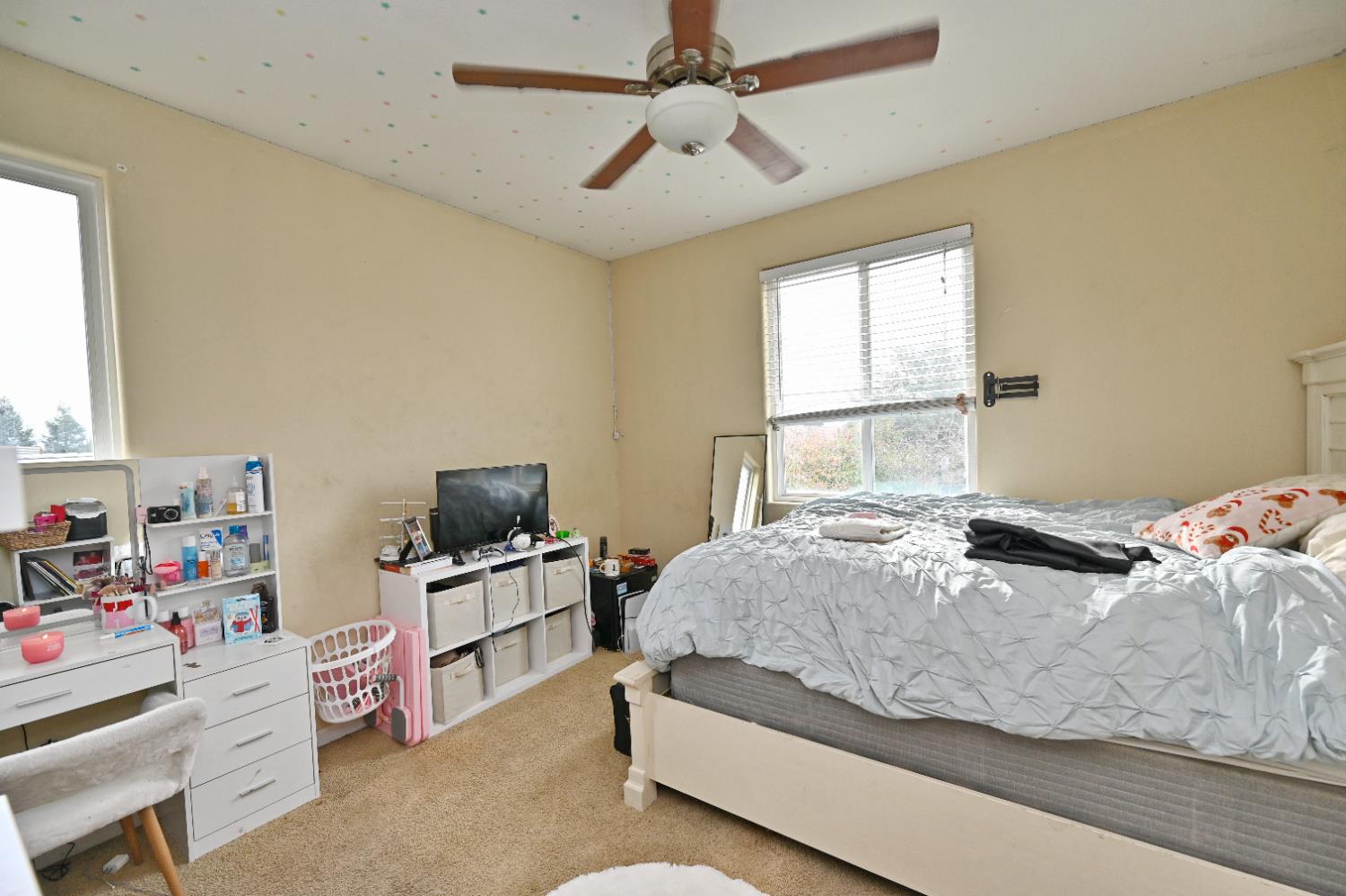 4793 N Emerald Peak Dr, Clovis, CA 93619