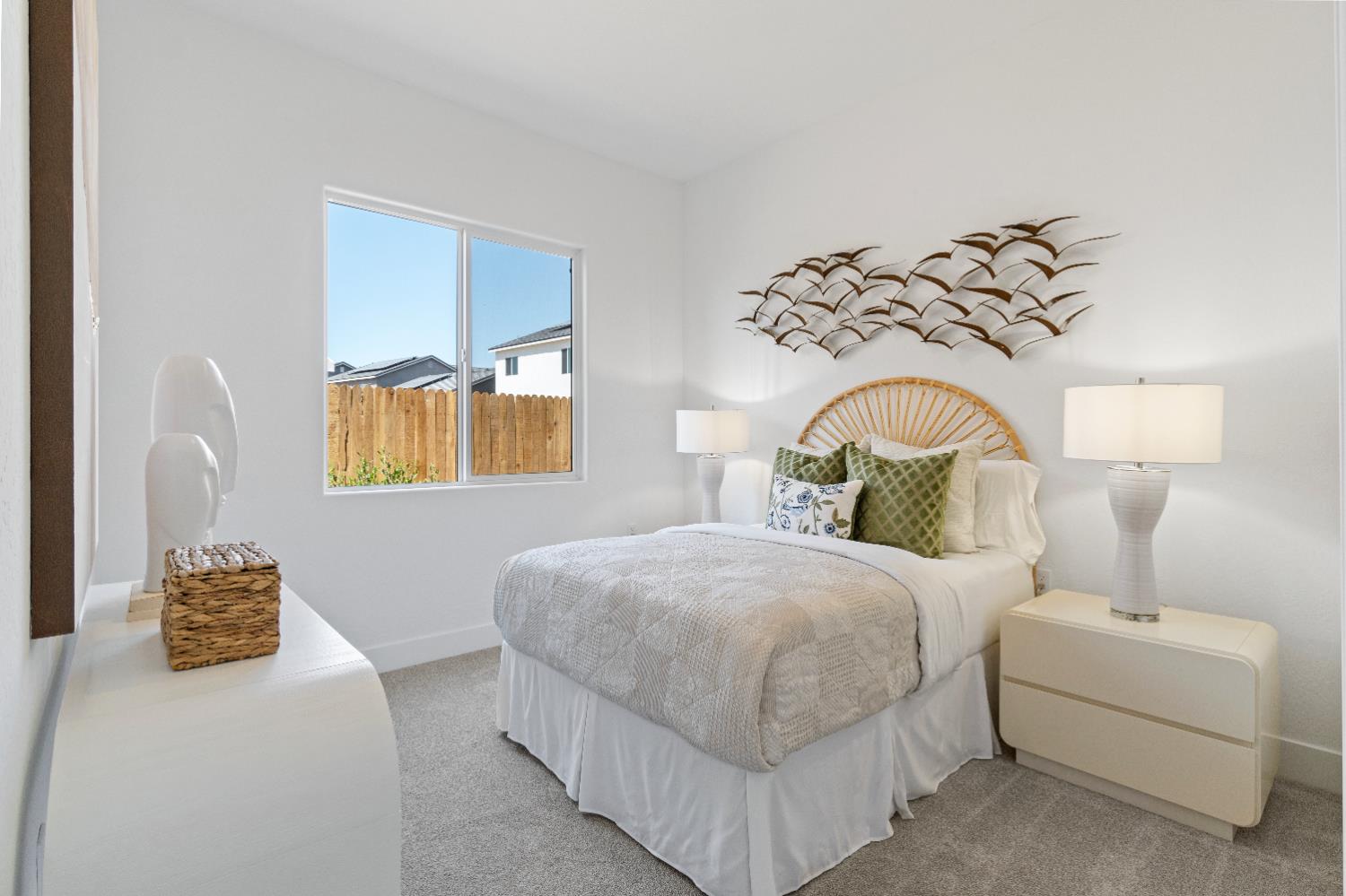 856 Traverse Dr S, Madera, CA 93636