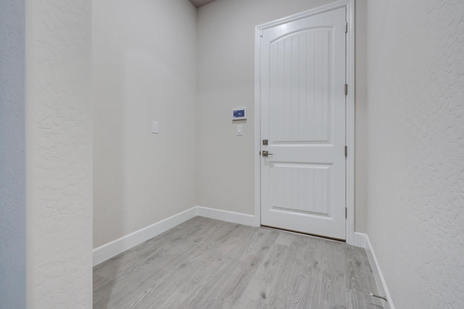 935 Talus Way S, Madera, CA 93636