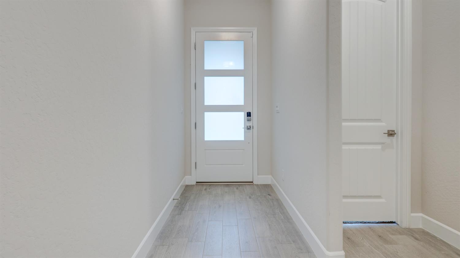 935 Talus Way S, Madera, CA 93636