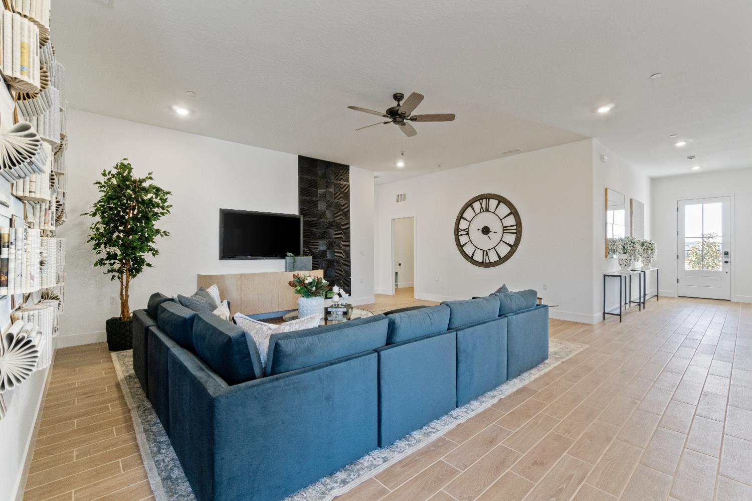 846 Traverse Dr S, Madera, CA 93636