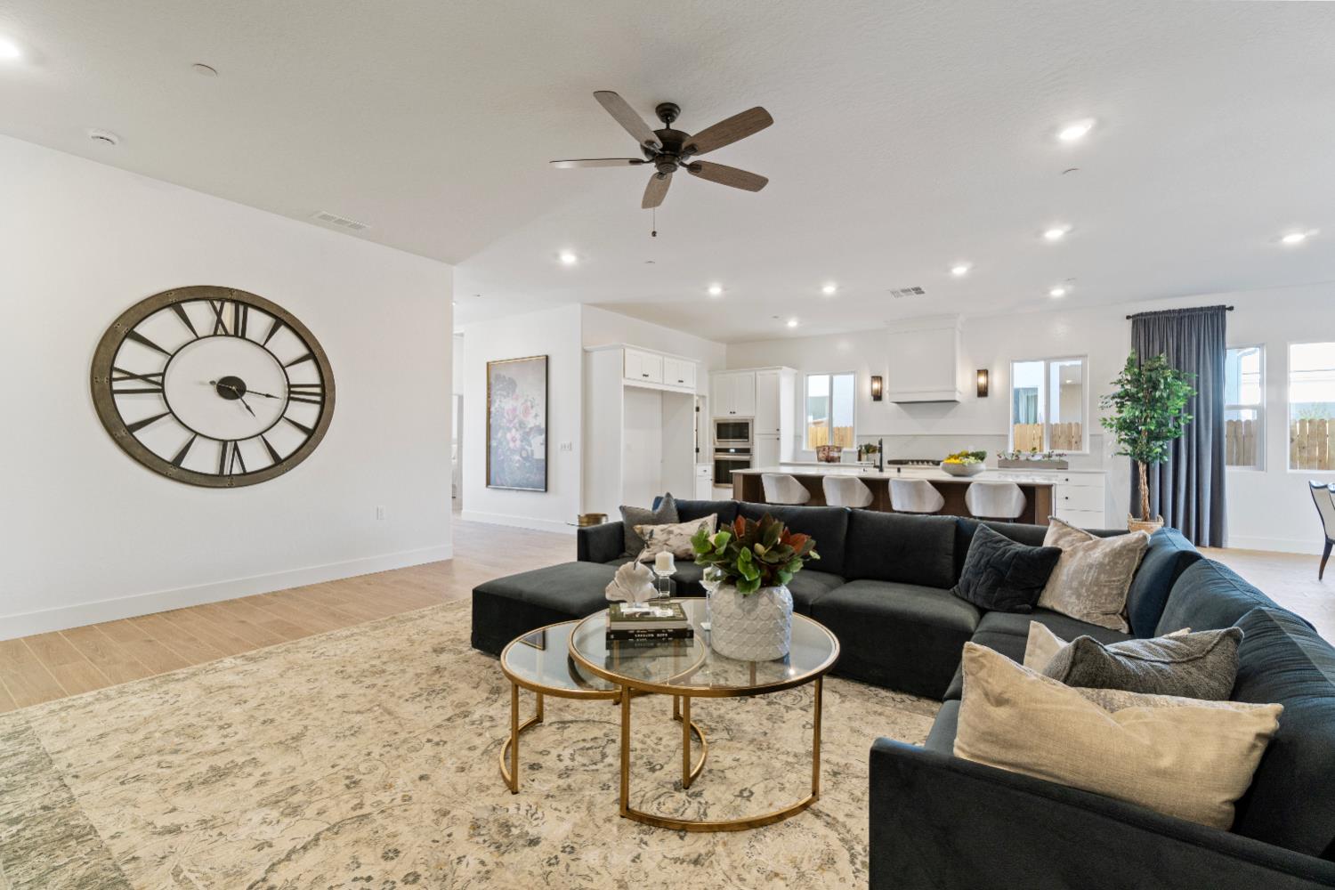 846 Traverse Dr S, Madera, CA 93636