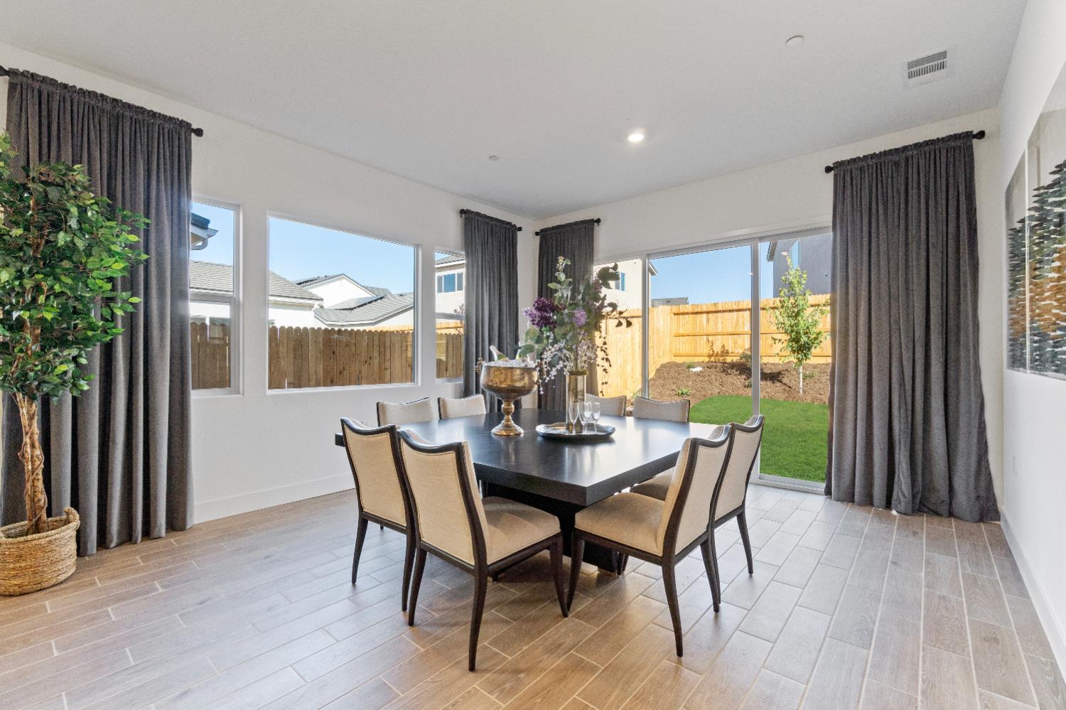 846 Traverse Dr S, Madera, CA 93636