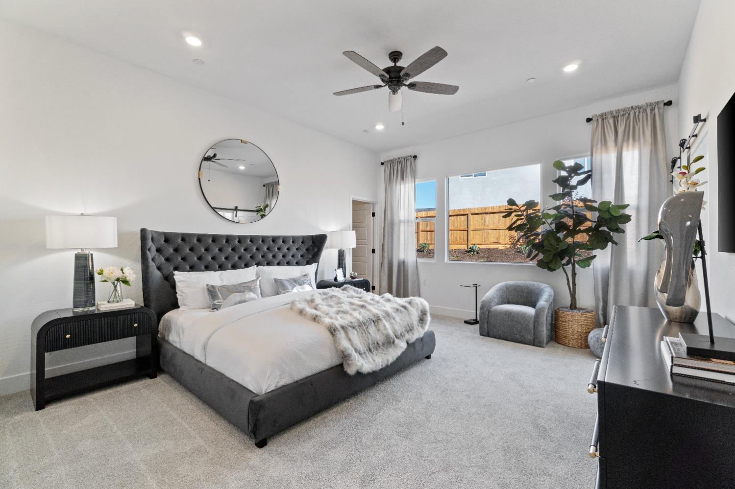 846 Traverse Dr S, Madera, CA 93636