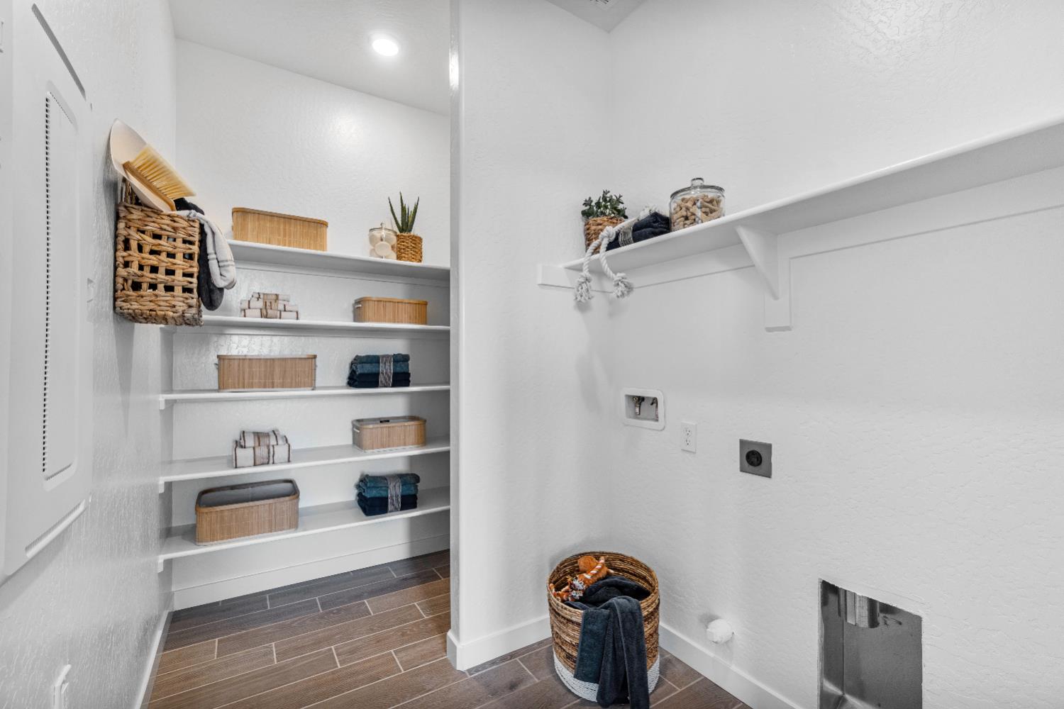 822 Traverse Dr S, Madera, CA 93636