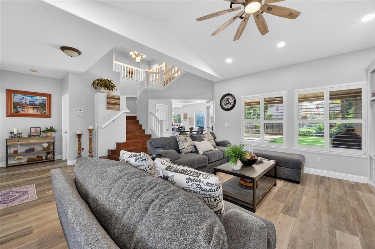 2885 E Ryan Ln, Fresno, CA 93720