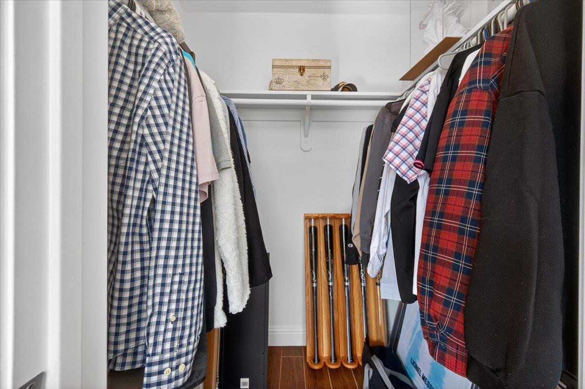 2885 E Ryan Ln, Fresno, CA 93720