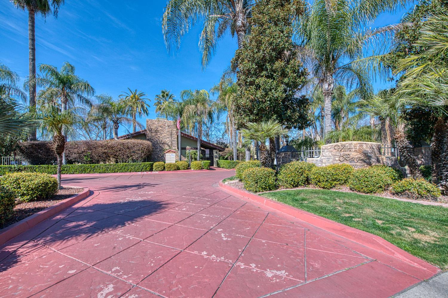 2881 Huntington Blvd #262, Fresno, CA 93721