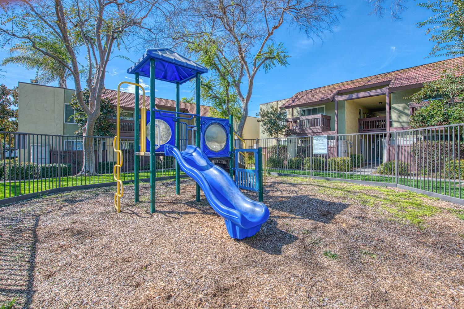 2881 Huntington Blvd #262, Fresno, CA 93721