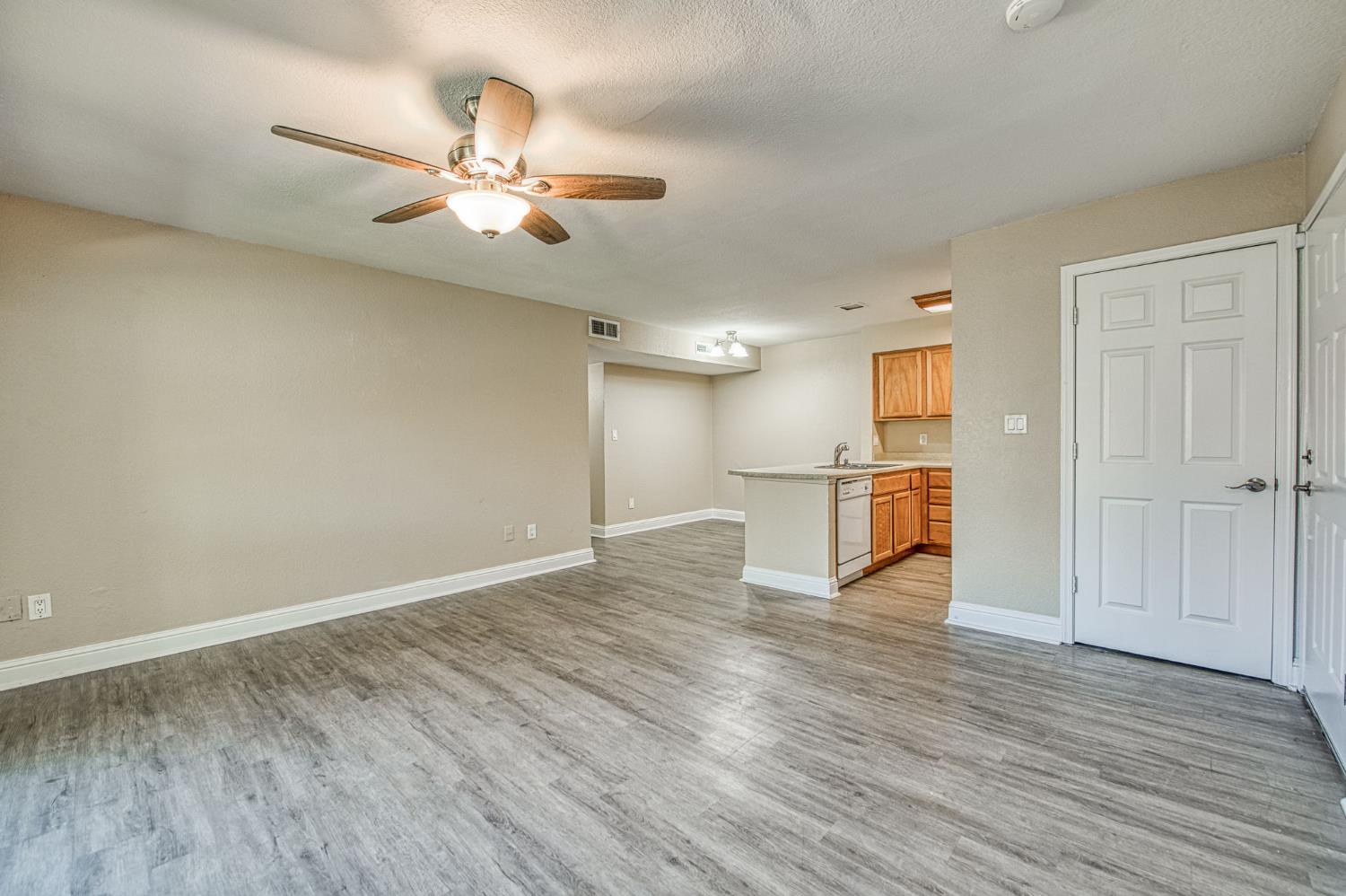 2881 Huntington Blvd #262, Fresno, CA 93721