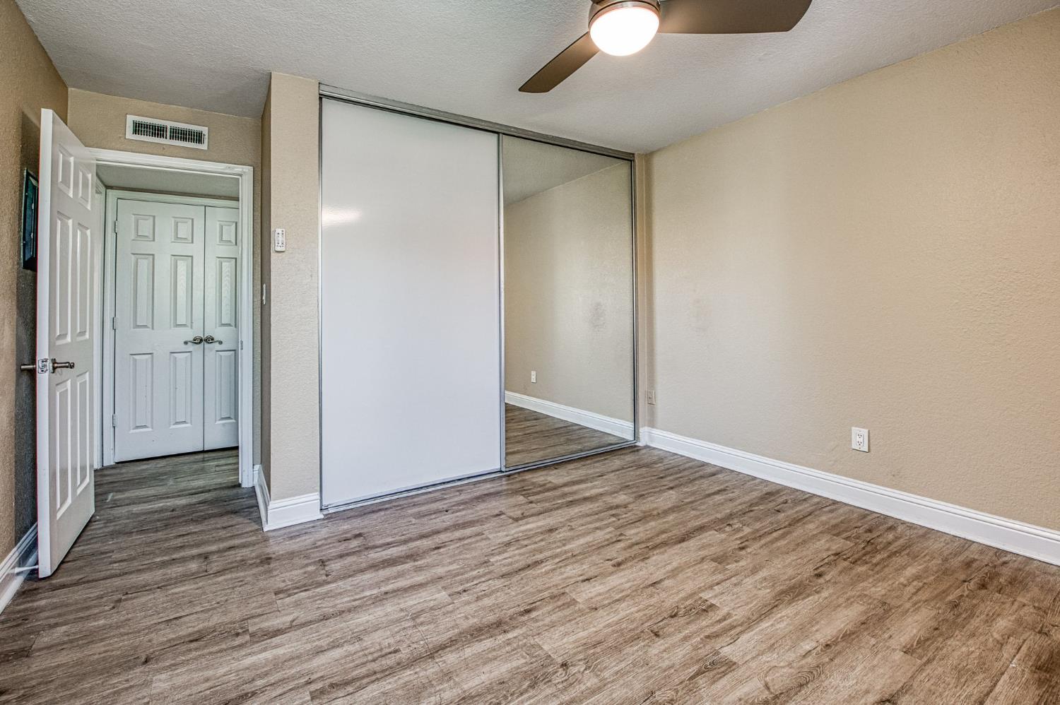 2881 Huntington Blvd #262, Fresno, CA 93721