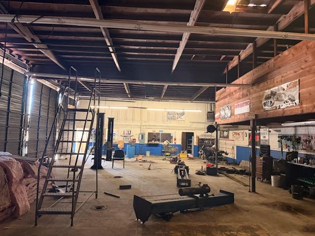 1920 W Belmont Ave, Fresno, CA 93728