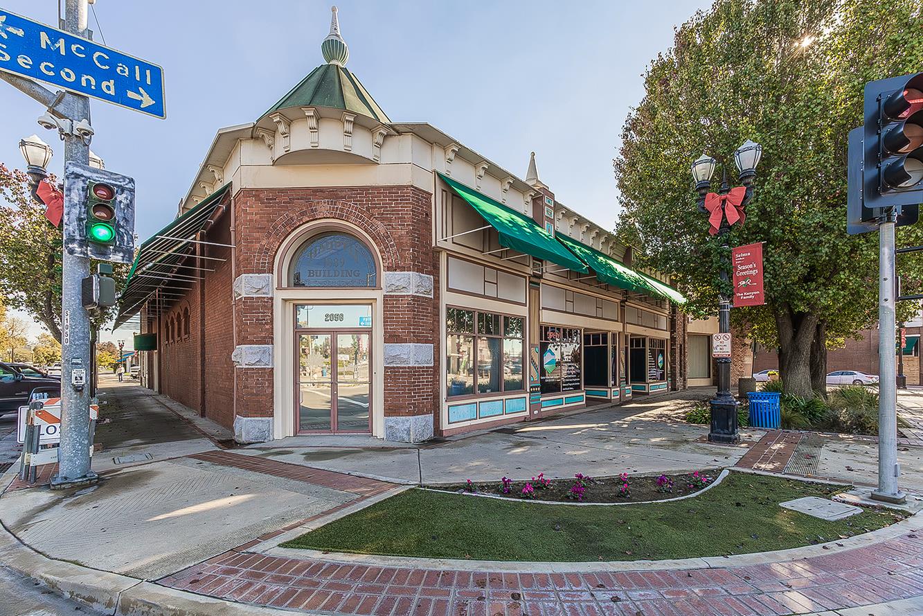 2056 2Nd St, Selma, CA 93662