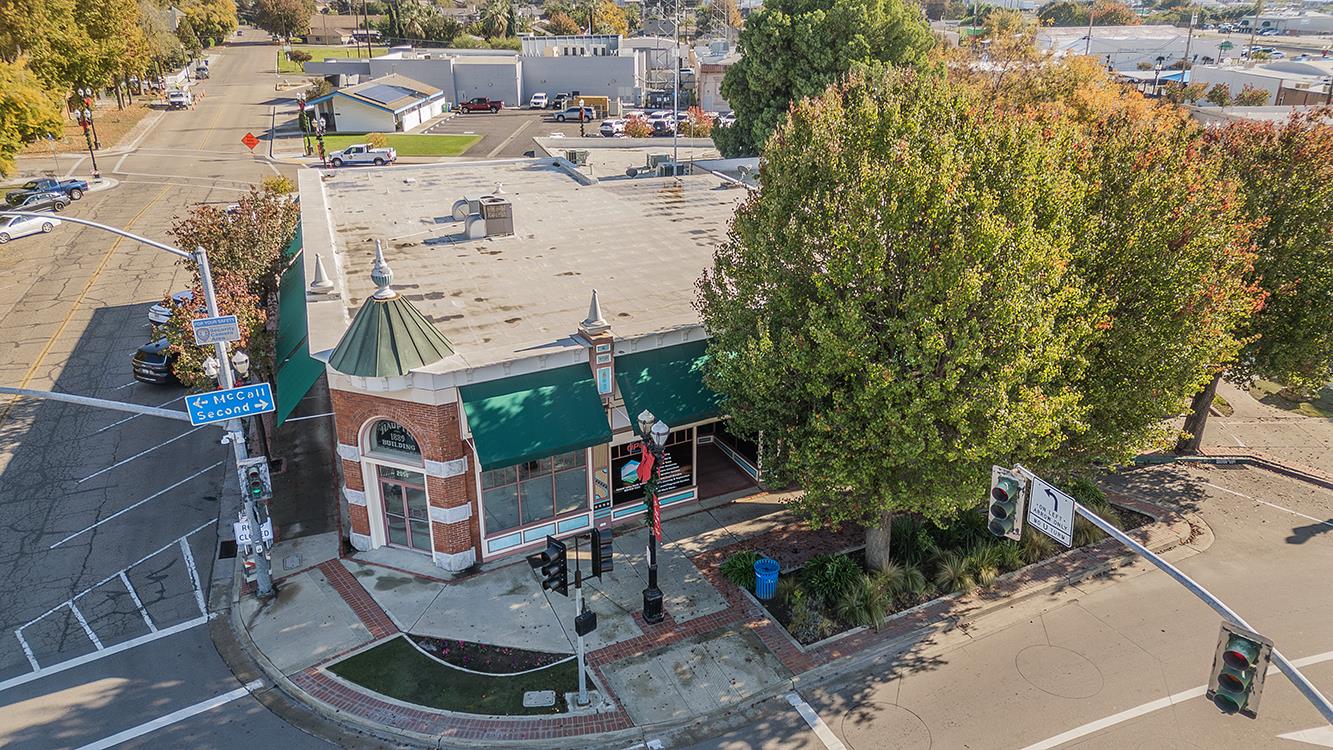 2056 2Nd St, Selma, CA 93662