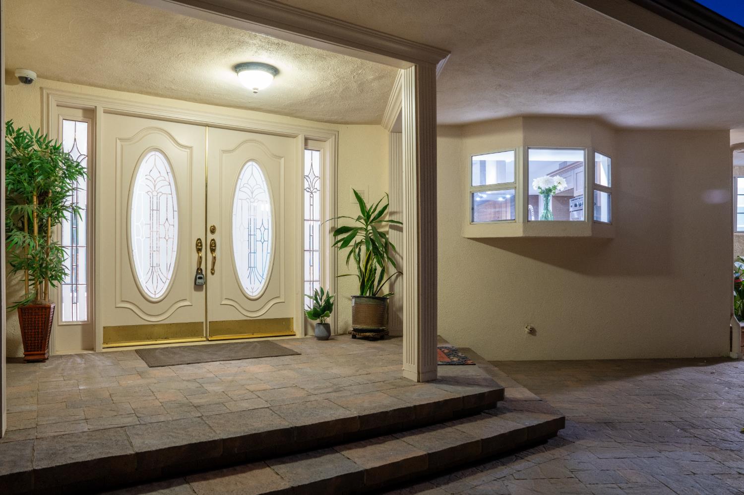 1752 Thurber Pl #CA, Burbank, CA 91501