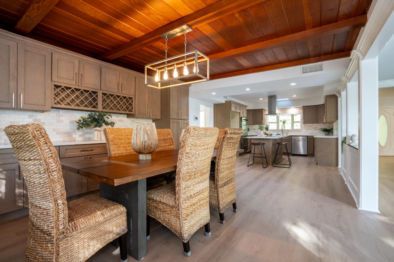 1752 Thurber Pl #CA, Burbank, CA 91501