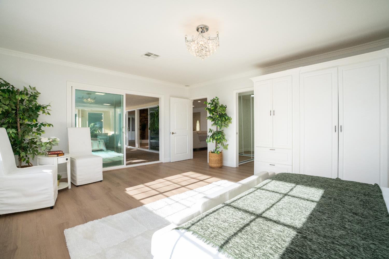 1752 Thurber Pl #CA, Burbank, CA 91501