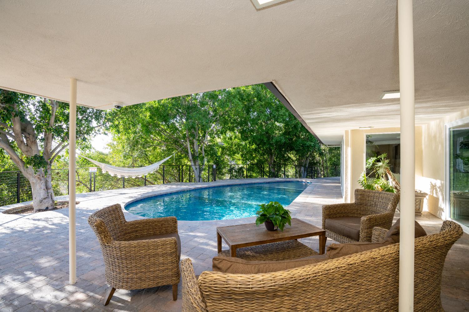 1752 Thurber Pl #CA, Burbank, CA 91501