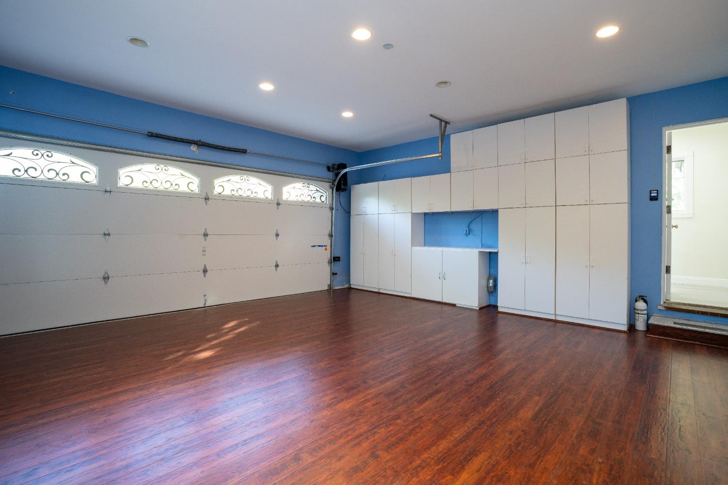 1752 Thurber Pl #CA, Burbank, CA 91501