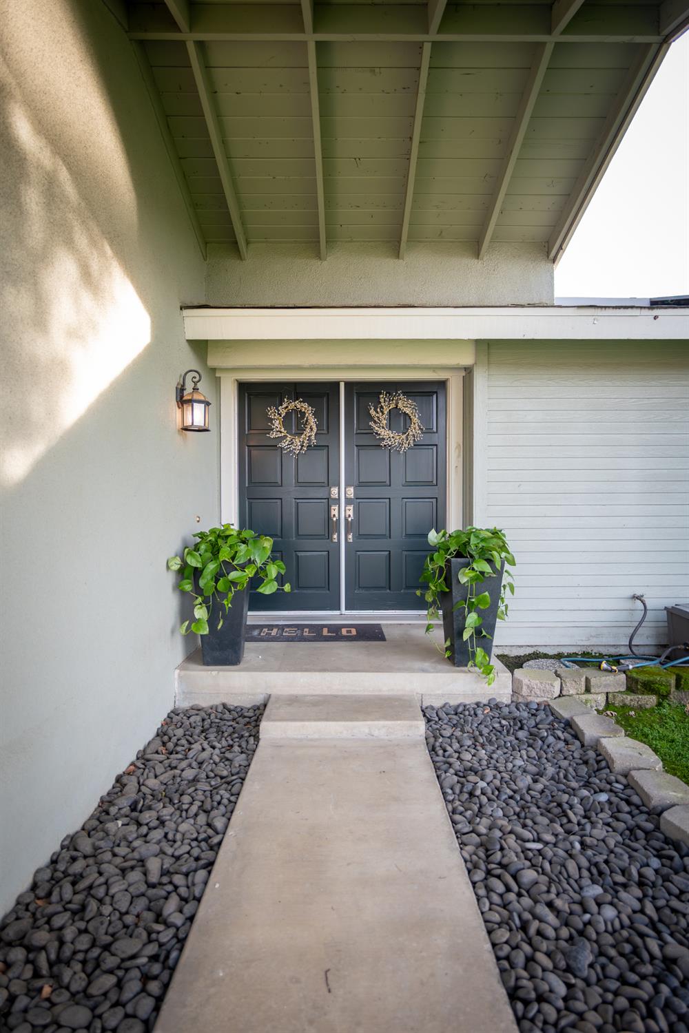 4721 W College Ave, Visalia, CA 93277