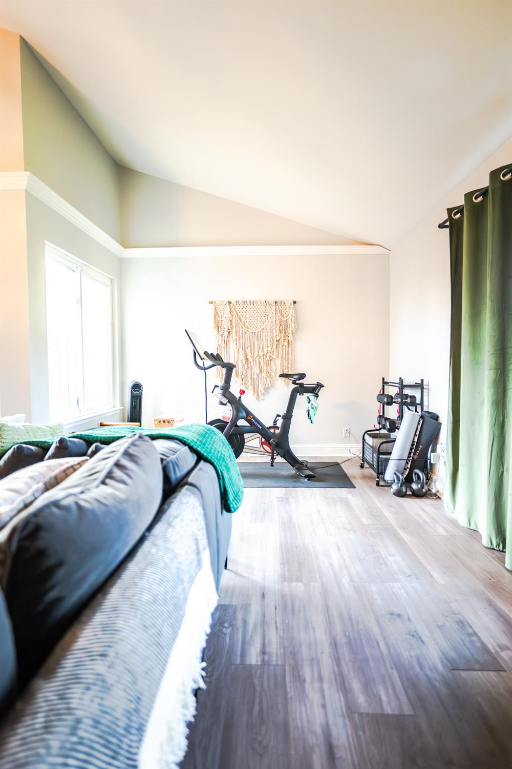 4721 W College Ave, Visalia, CA 93277