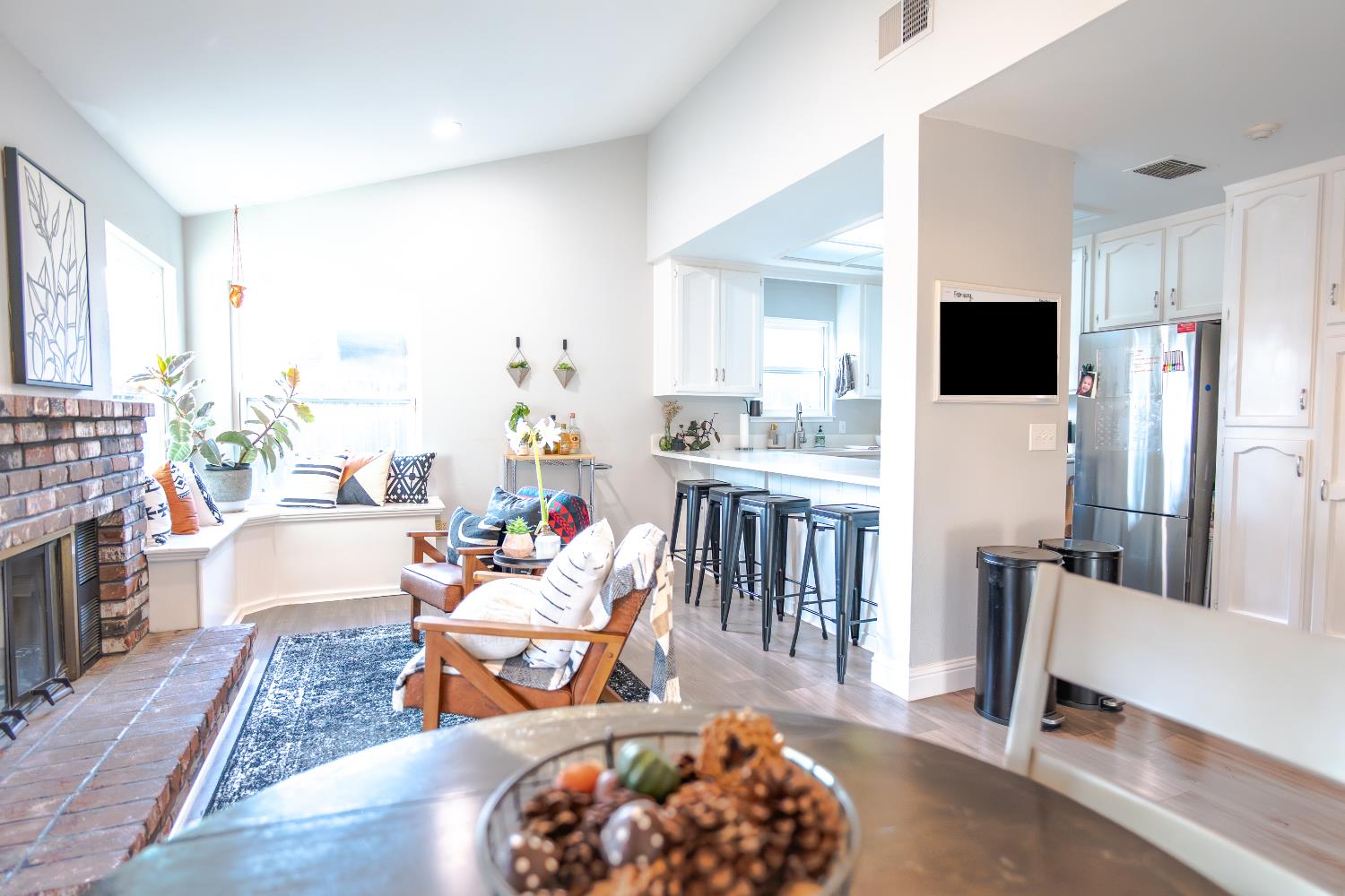 4721 W College Ave, Visalia, CA 93277