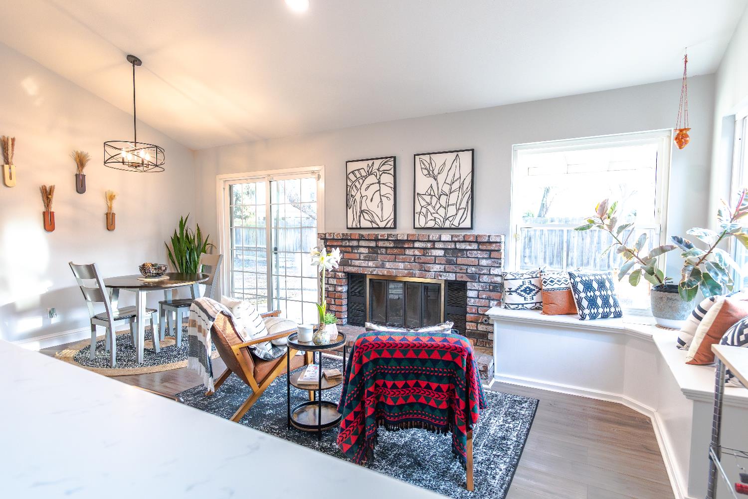 4721 W College Ave, Visalia, CA 93277