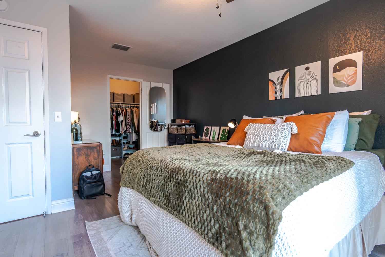 4721 W College Ave, Visalia, CA 93277