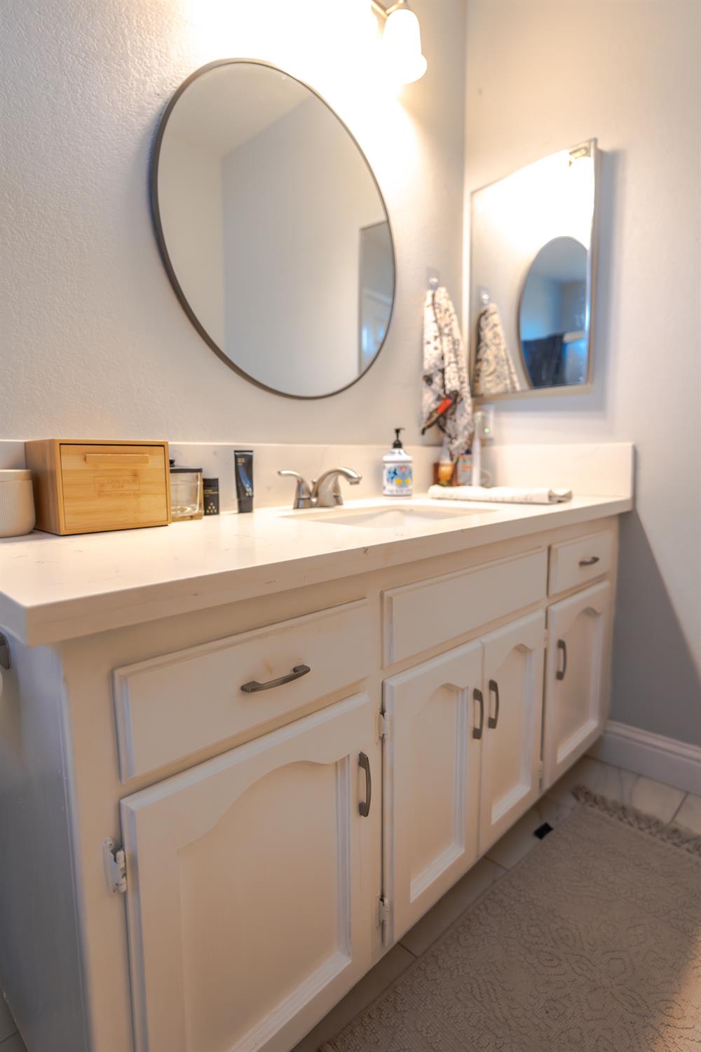 4721 W College Ave, Visalia, CA 93277