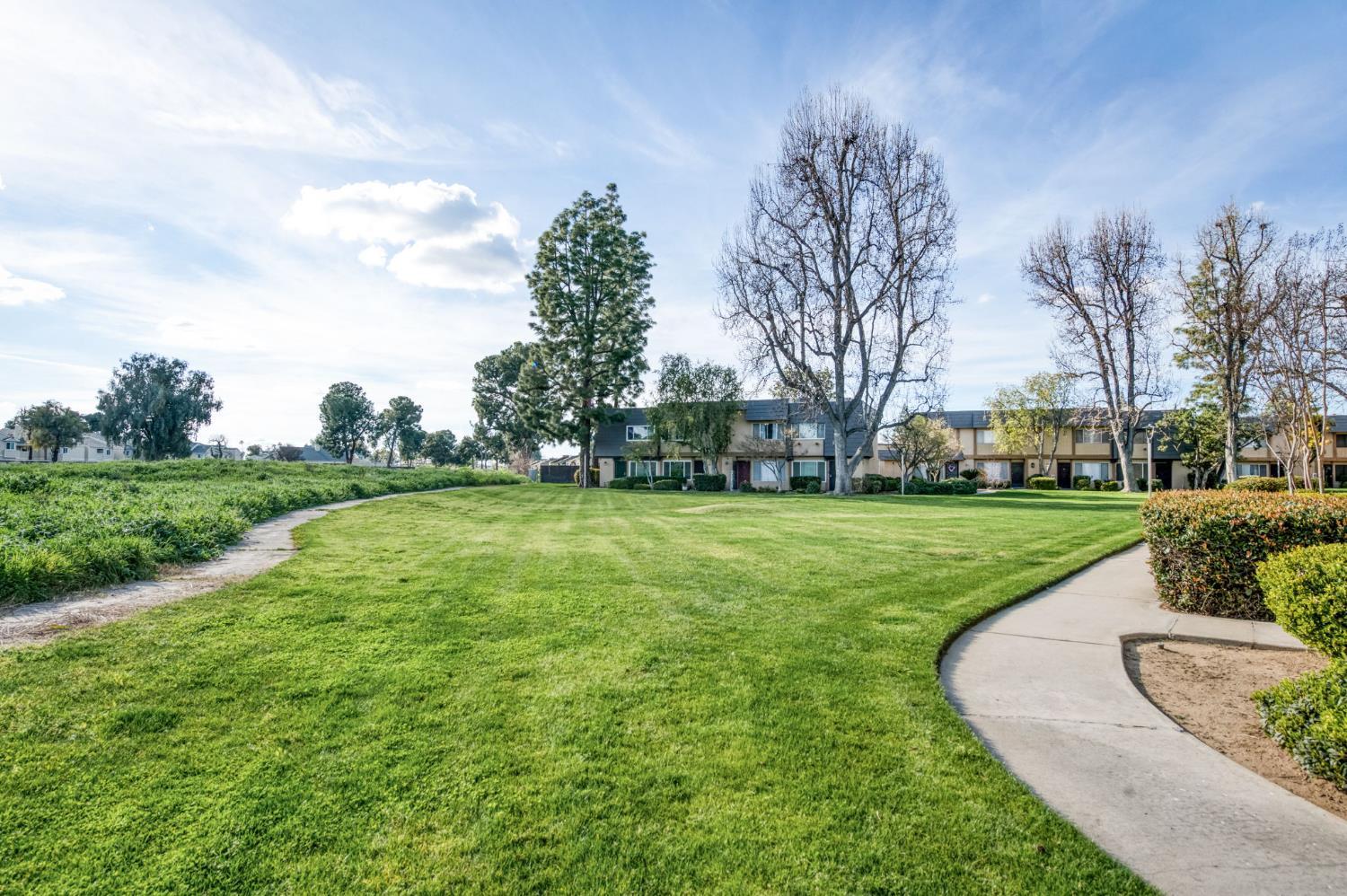 5118 E Ashlan Ave #102, Fresno, CA 93727