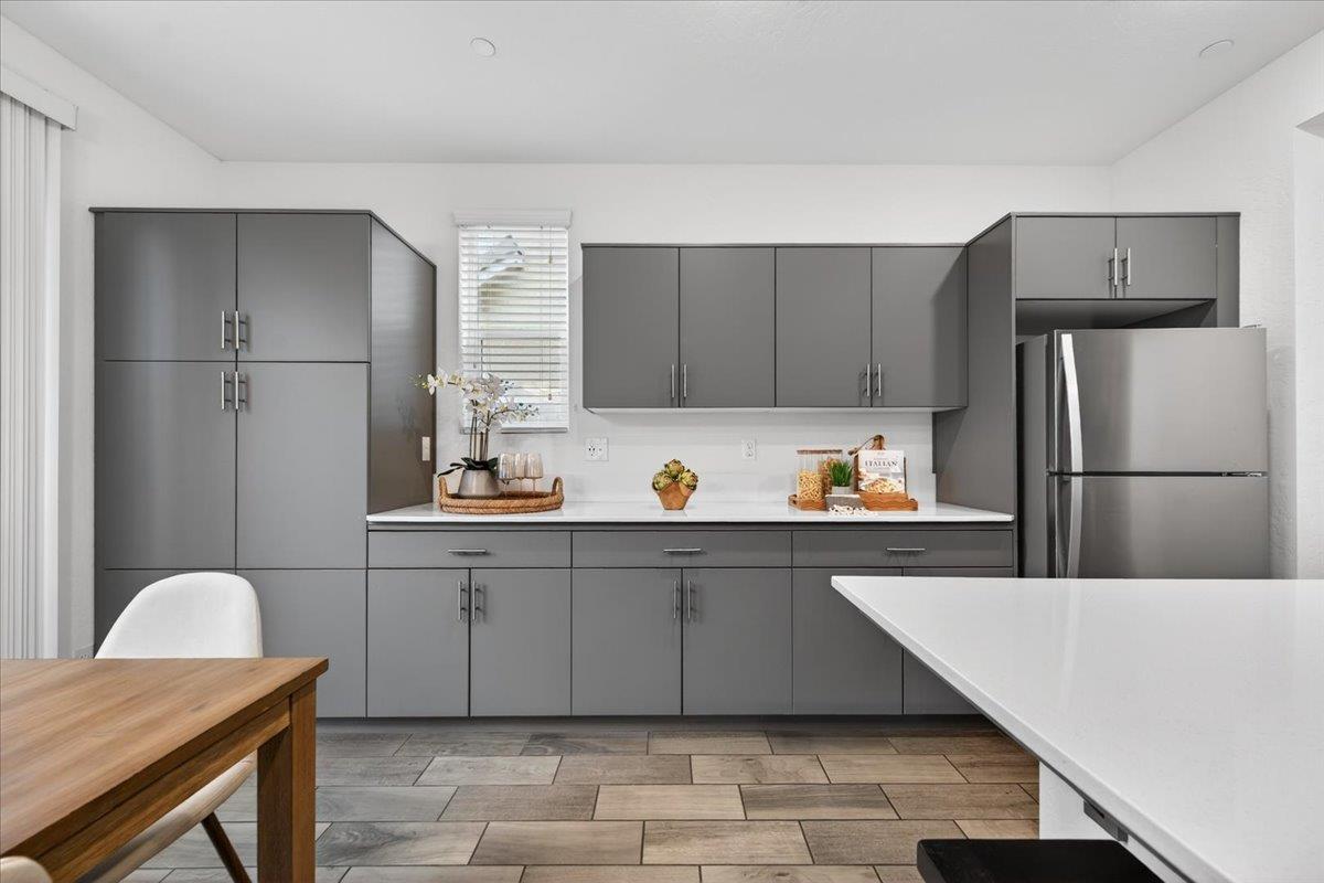 2015 N Walling Ln, Clovis, CA 93619