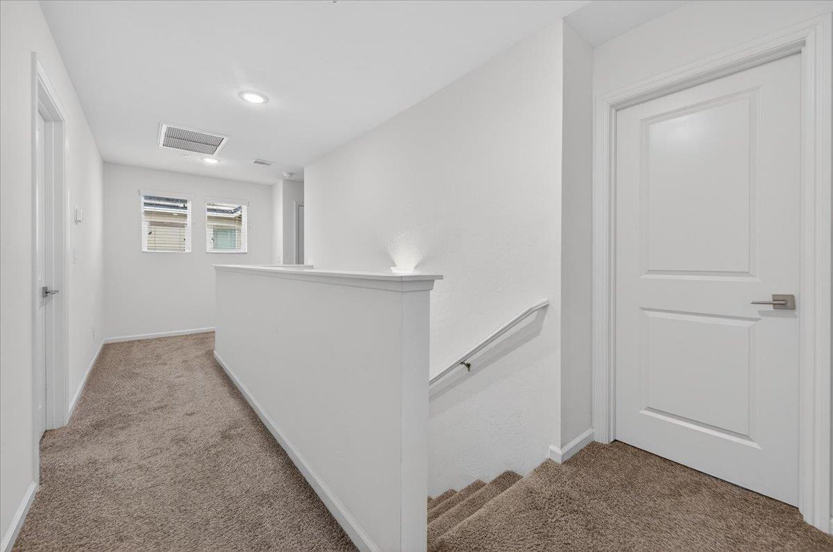 2015 N Walling Ln, Clovis, CA 93619