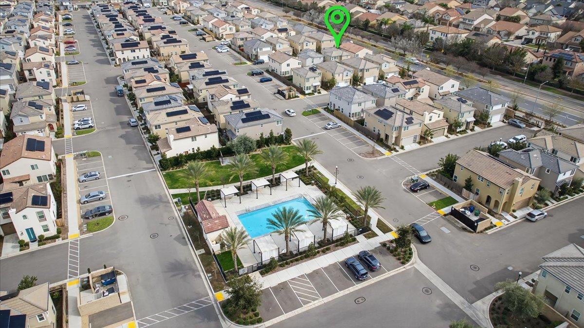 2015 N Walling Ln, Clovis, CA 93619