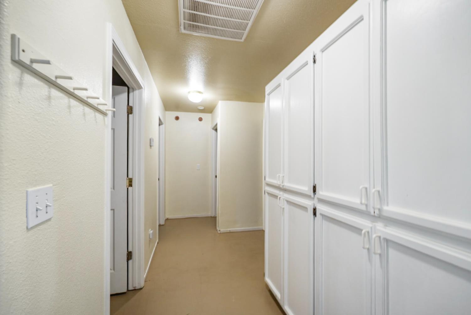 13180 Jackson St, Le Grand, CA 95333