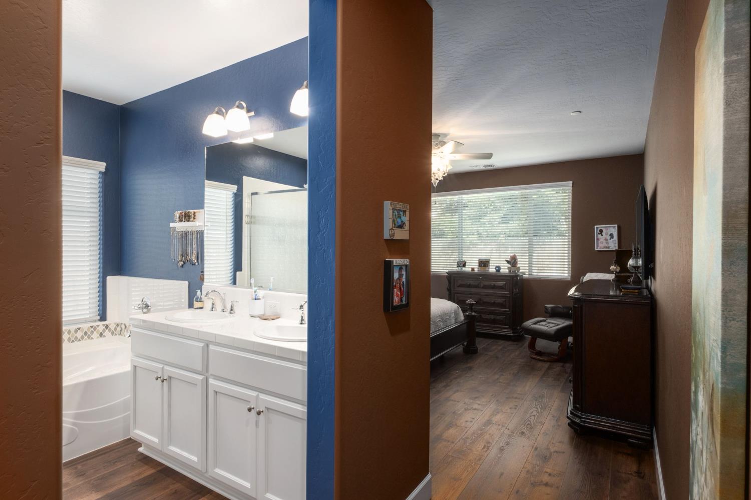 3132 S Kennedy, Visalia, CA 93292