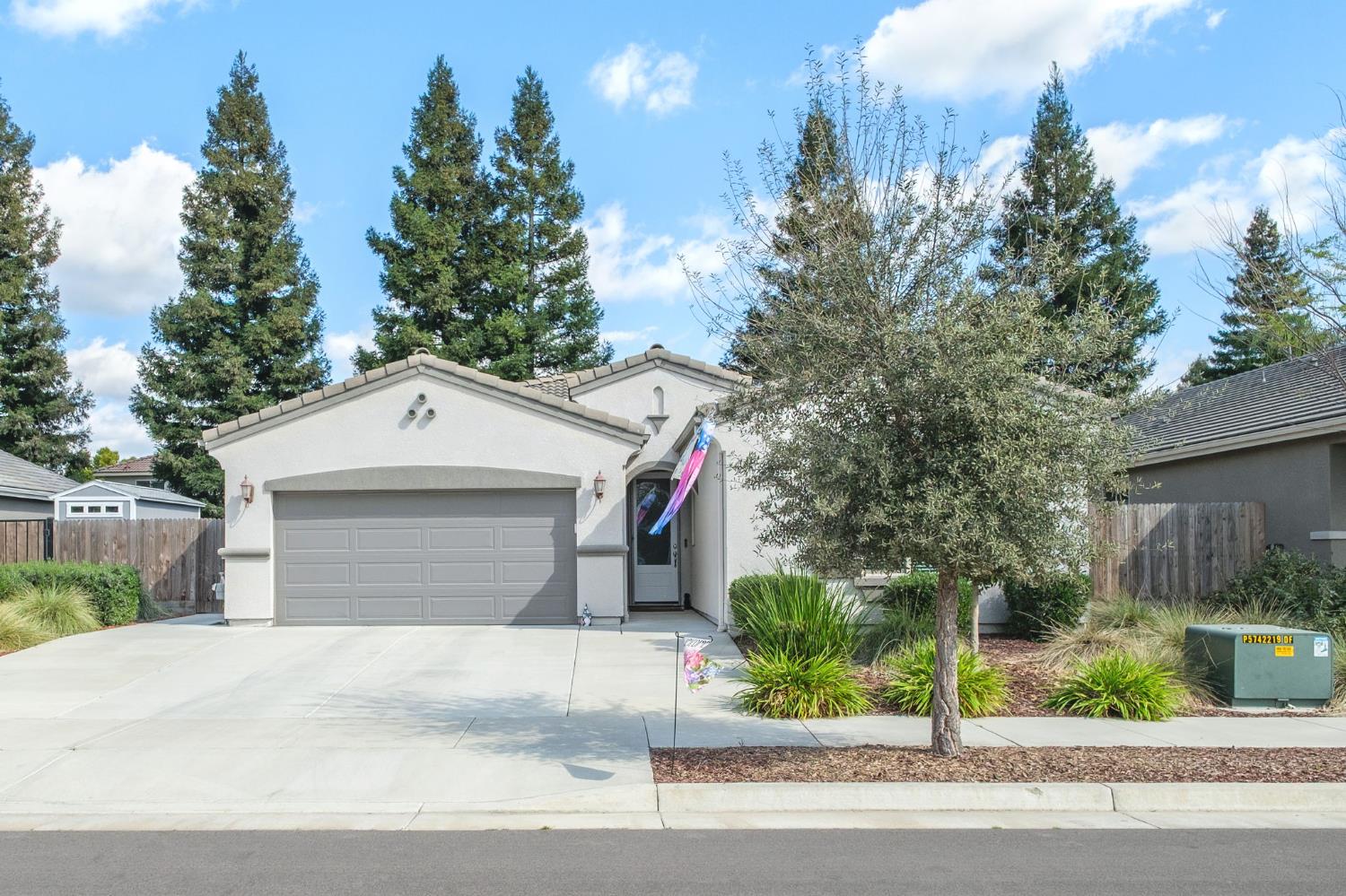 3132 S Kennedy, Visalia, CA 93292