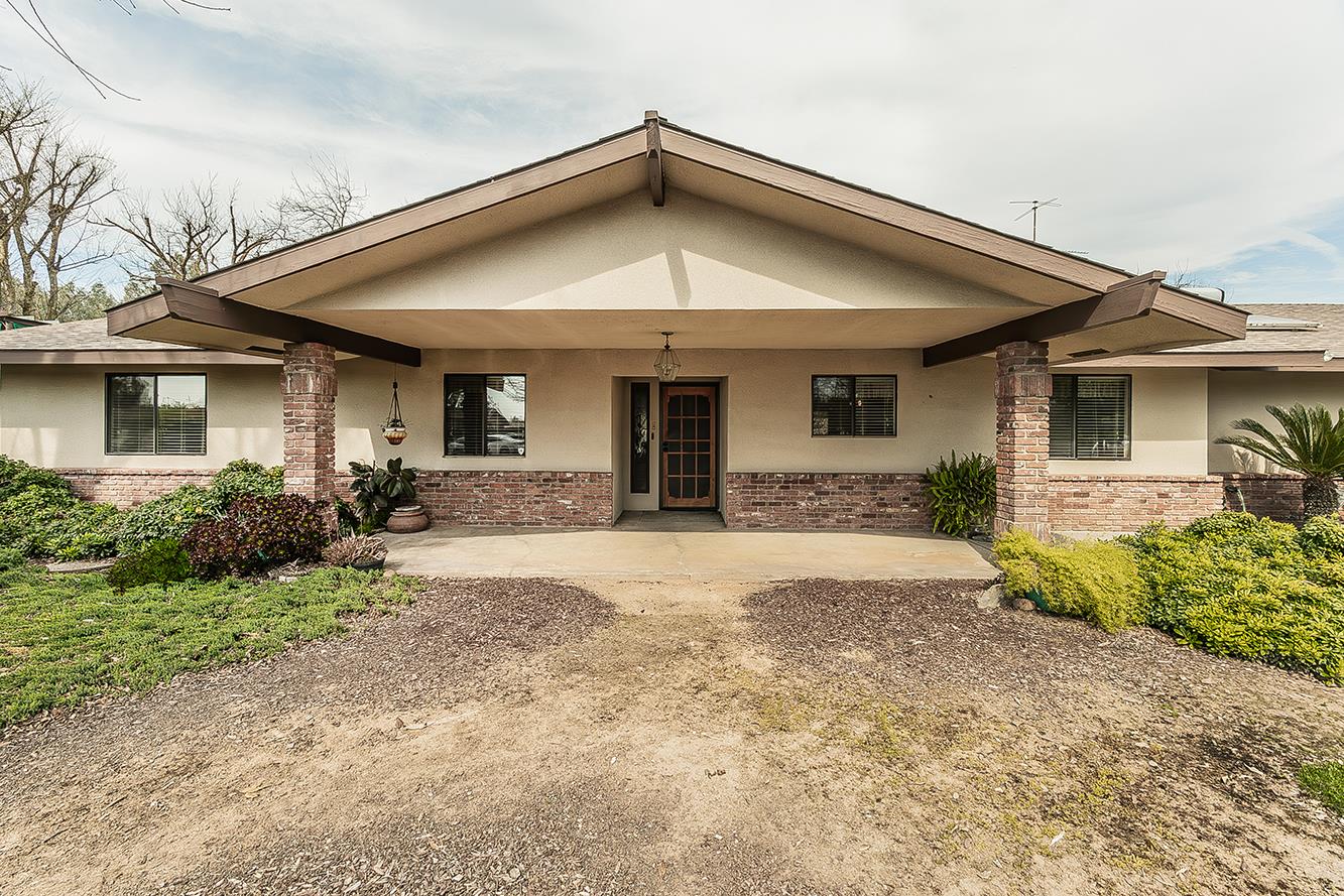 37303 Berkshire Dr, Madera, CA 93636