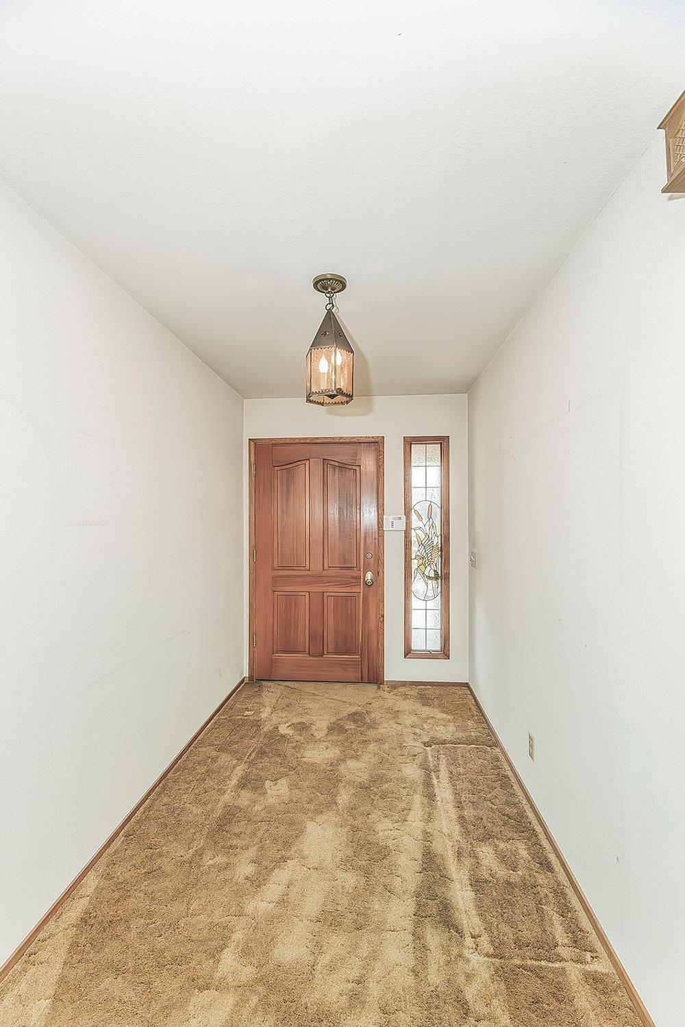 37303 Berkshire Dr, Madera, CA 93636