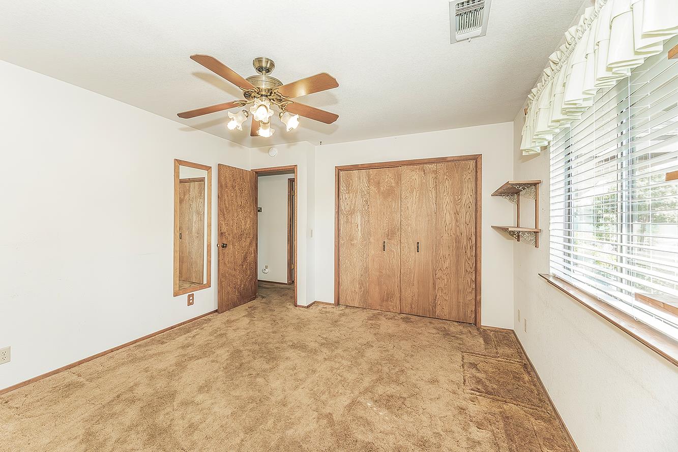 37303 Berkshire Dr, Madera, CA 93636