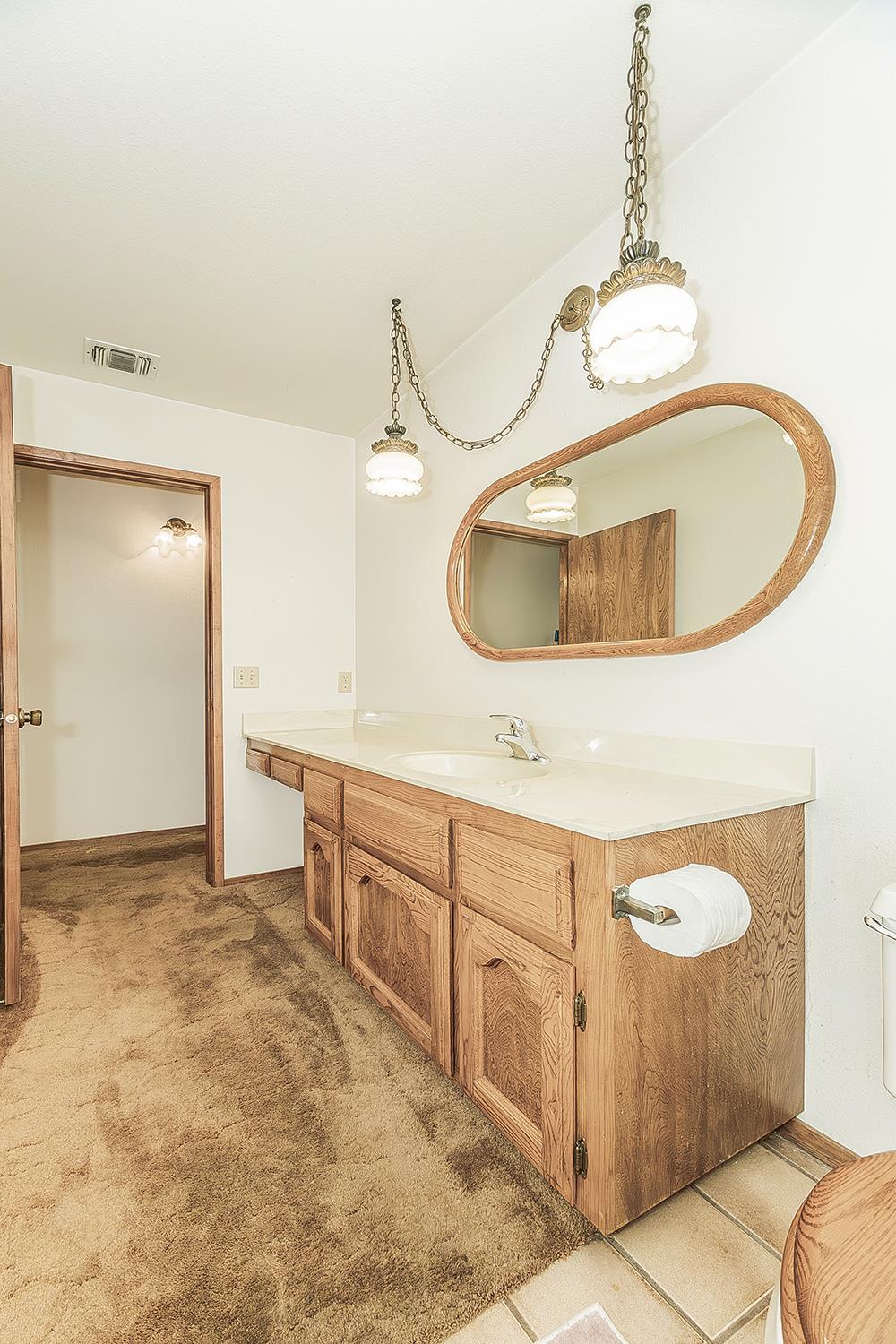 37303 Berkshire Dr, Madera, CA 93636