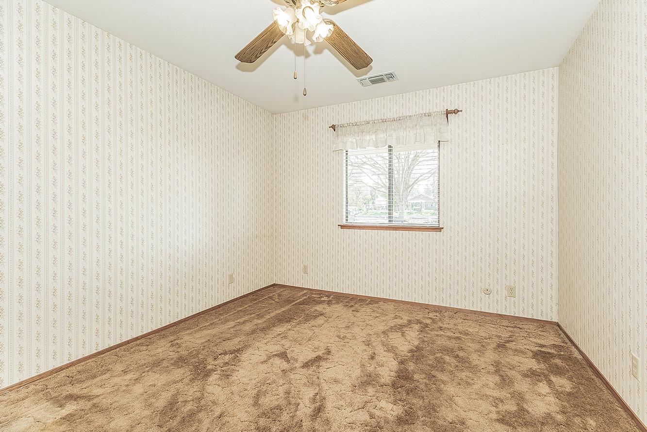 37303 Berkshire Dr, Madera, CA 93636