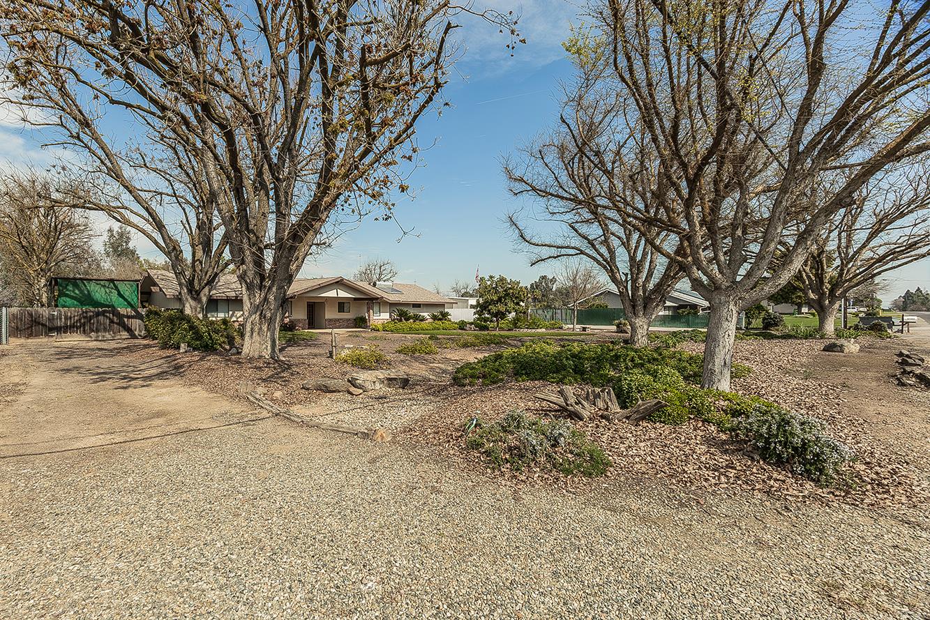 37303 Berkshire Dr, Madera, CA 93636