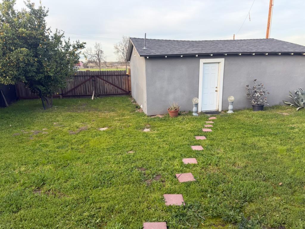 2845 E Madison, Fresno, CA 93701