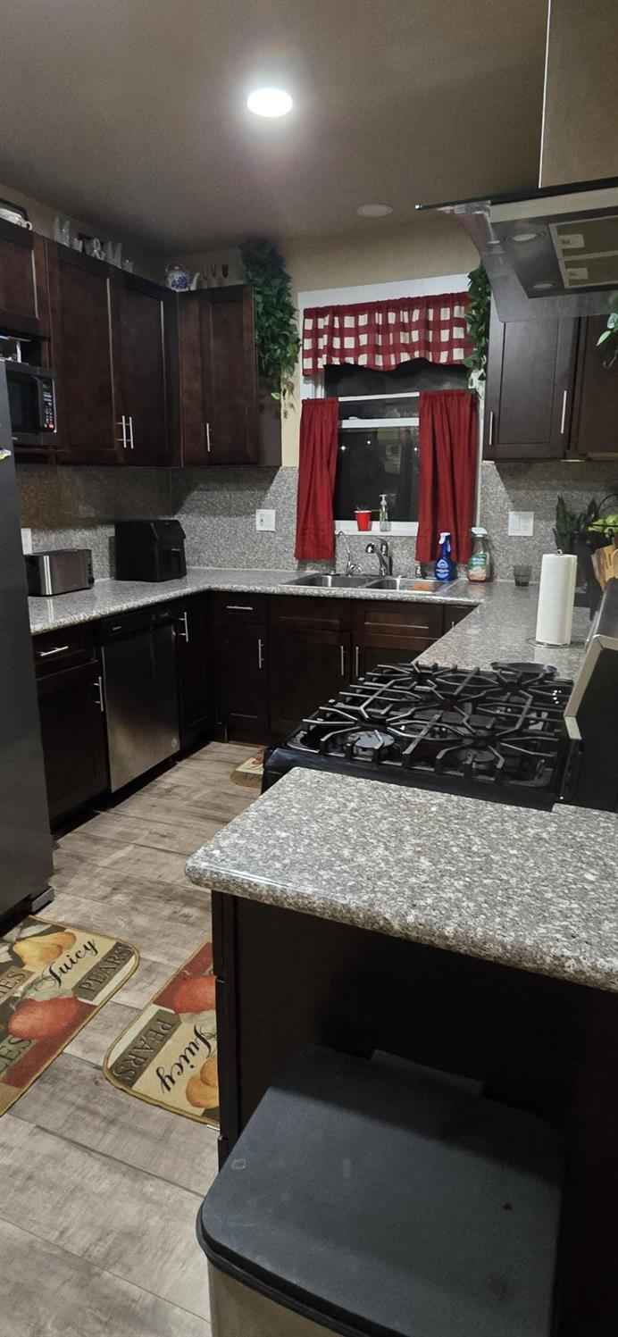 2845 E Madison, Fresno, CA 93701