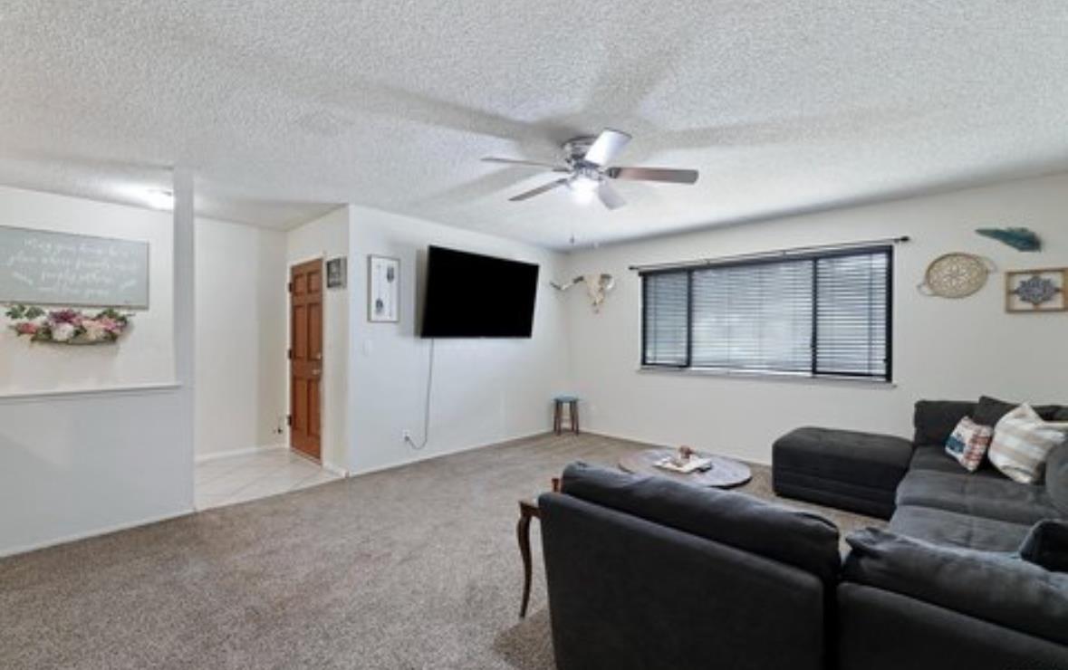 460 W Sacramento St, Coalinga, CA 93210