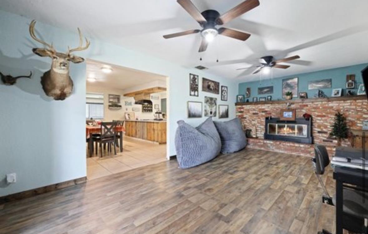 460 W Sacramento St, Coalinga, CA 93210