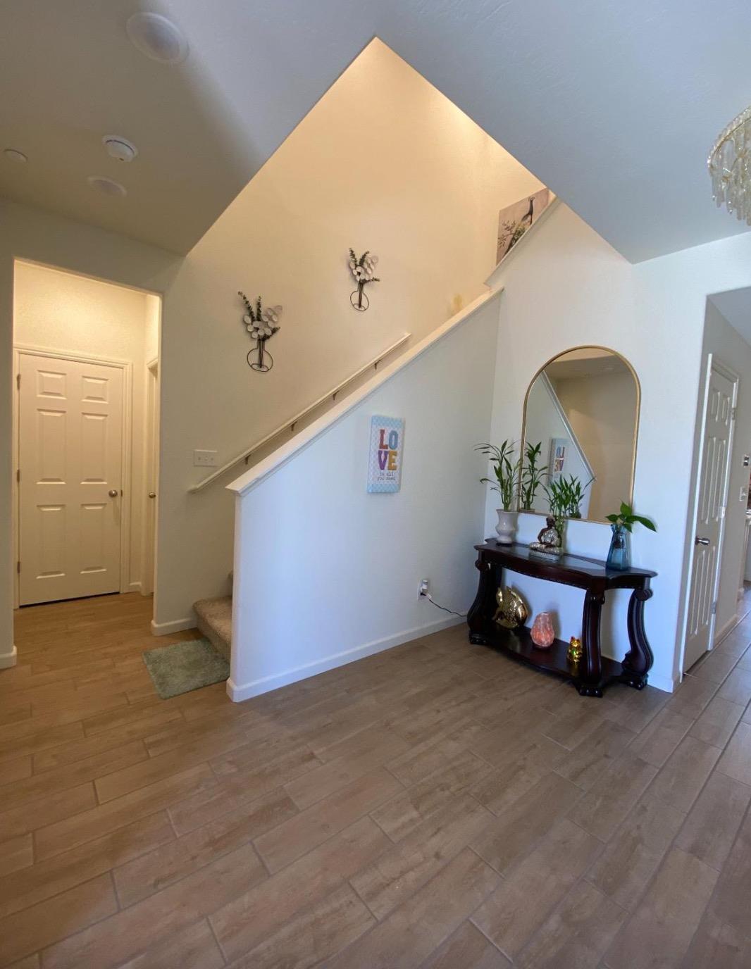 6585 E Huffman Ave, Fresno, CA 93727