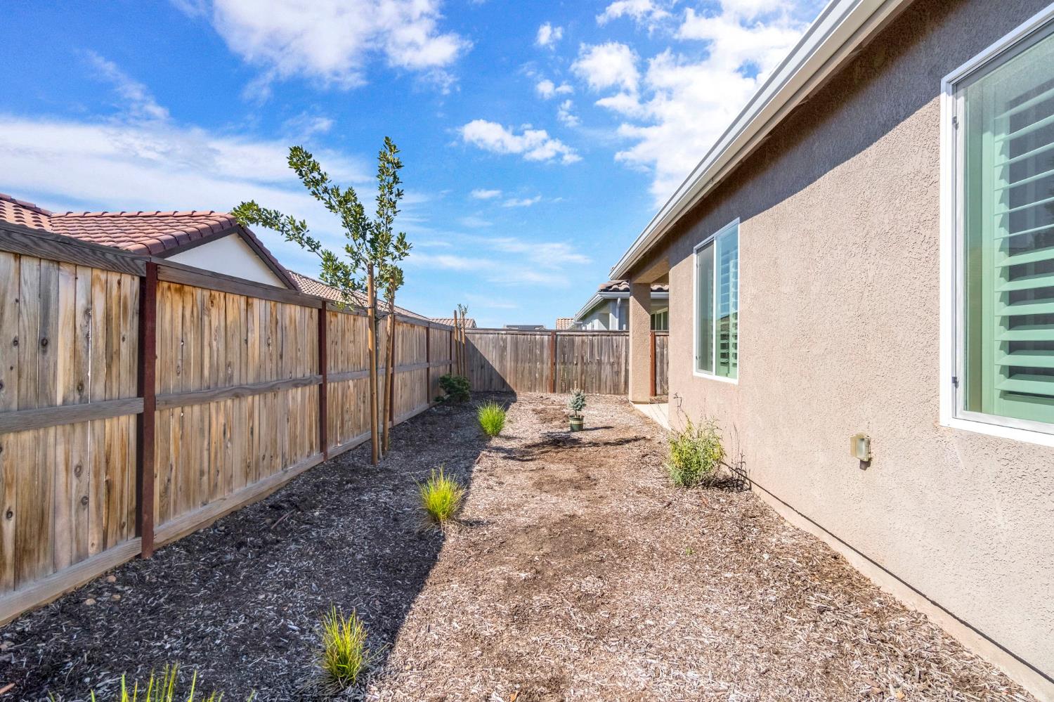 642 Stone Crest Ave, Madera, CA 93636