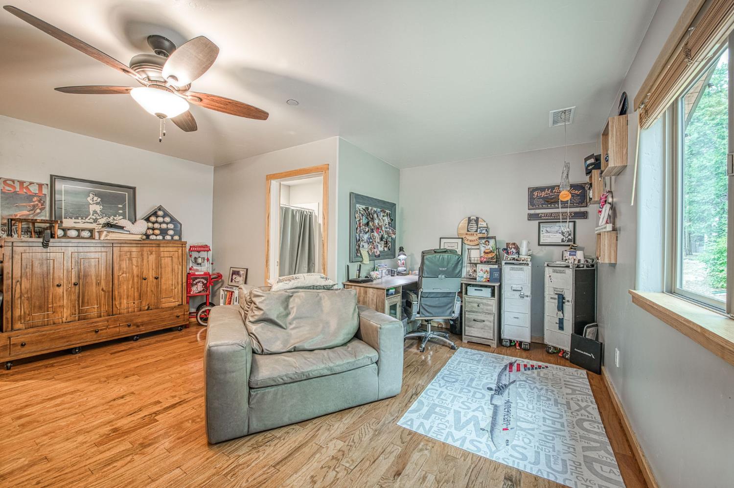 39153 Granite Ln, Shaver Lake, CA 93664