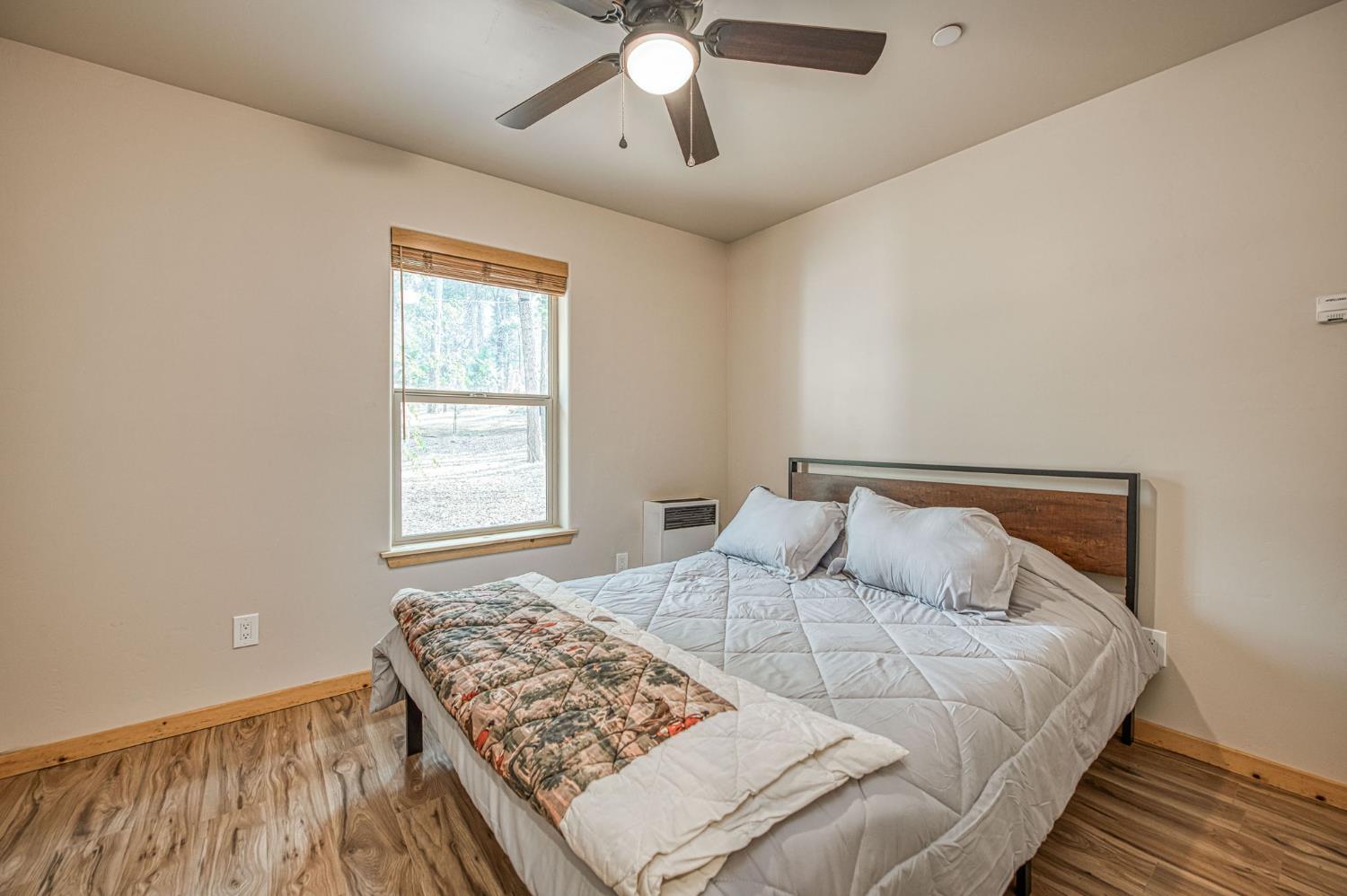 39153 Granite Ln, Shaver Lake, CA 93664